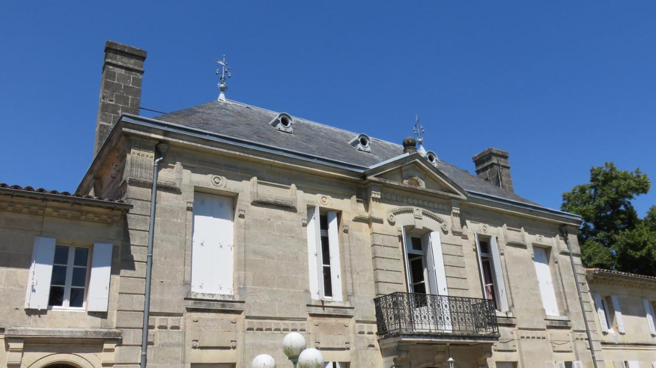 Chateau Begot Lansac  Экстерьер фото